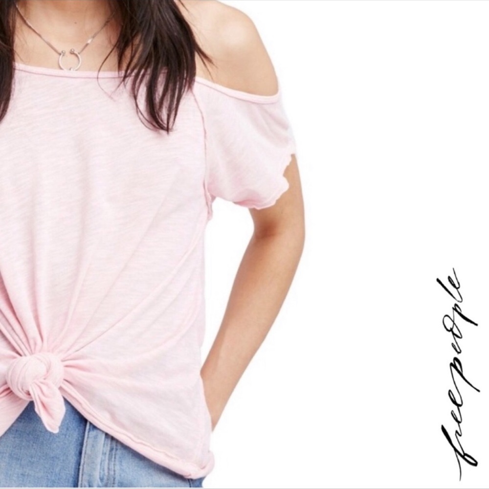 🎉NWOT:FREE PEOPLE-CAROLINE TEE